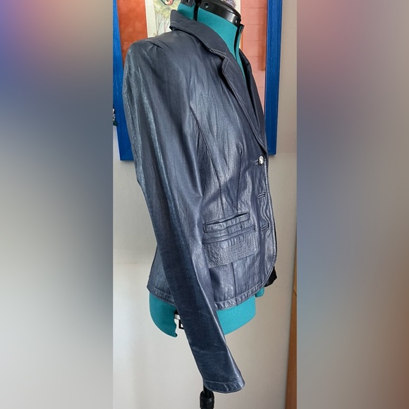 Vintage Leather Blazer - Picture 9 of 9